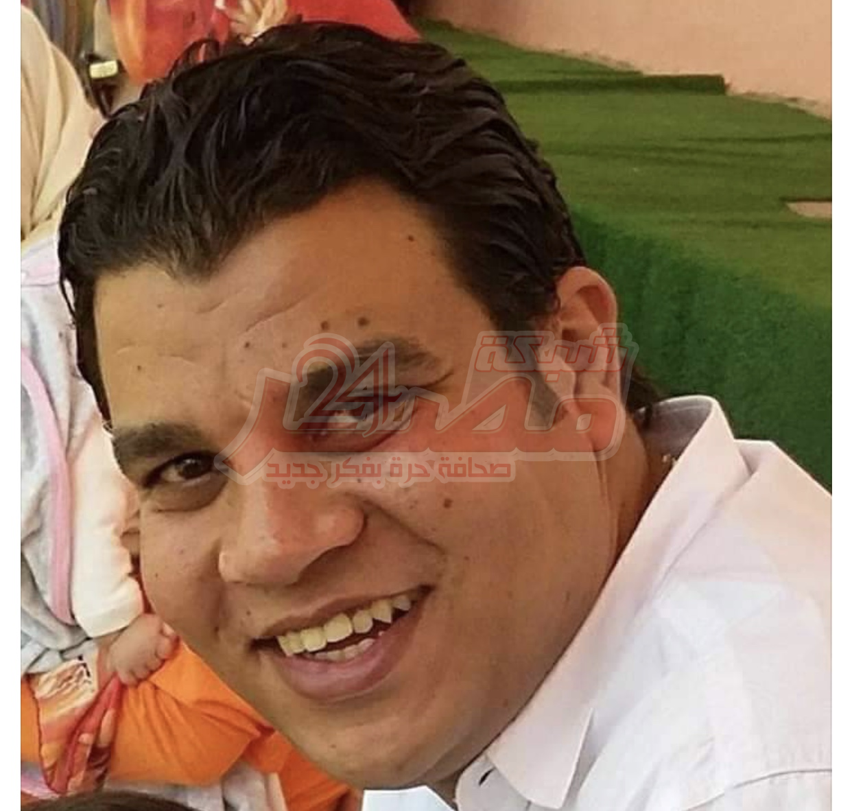 الأستاذ/صلاح سليمان يتقدم بالتهنئة للمقدم أحمد بك النجار